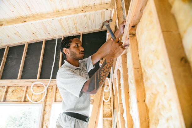 Best Local Insulation Services  in Red Oaks Mill, NY